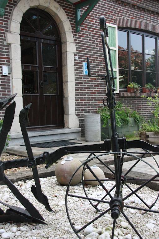 Hotel Troopeird Кортрейк Экстерьер фото