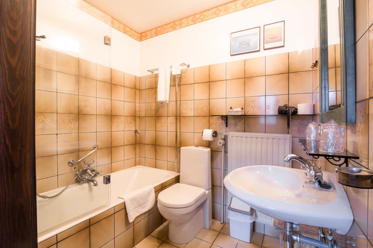 Hotel Troopeird Кортрейк Экстерьер фото